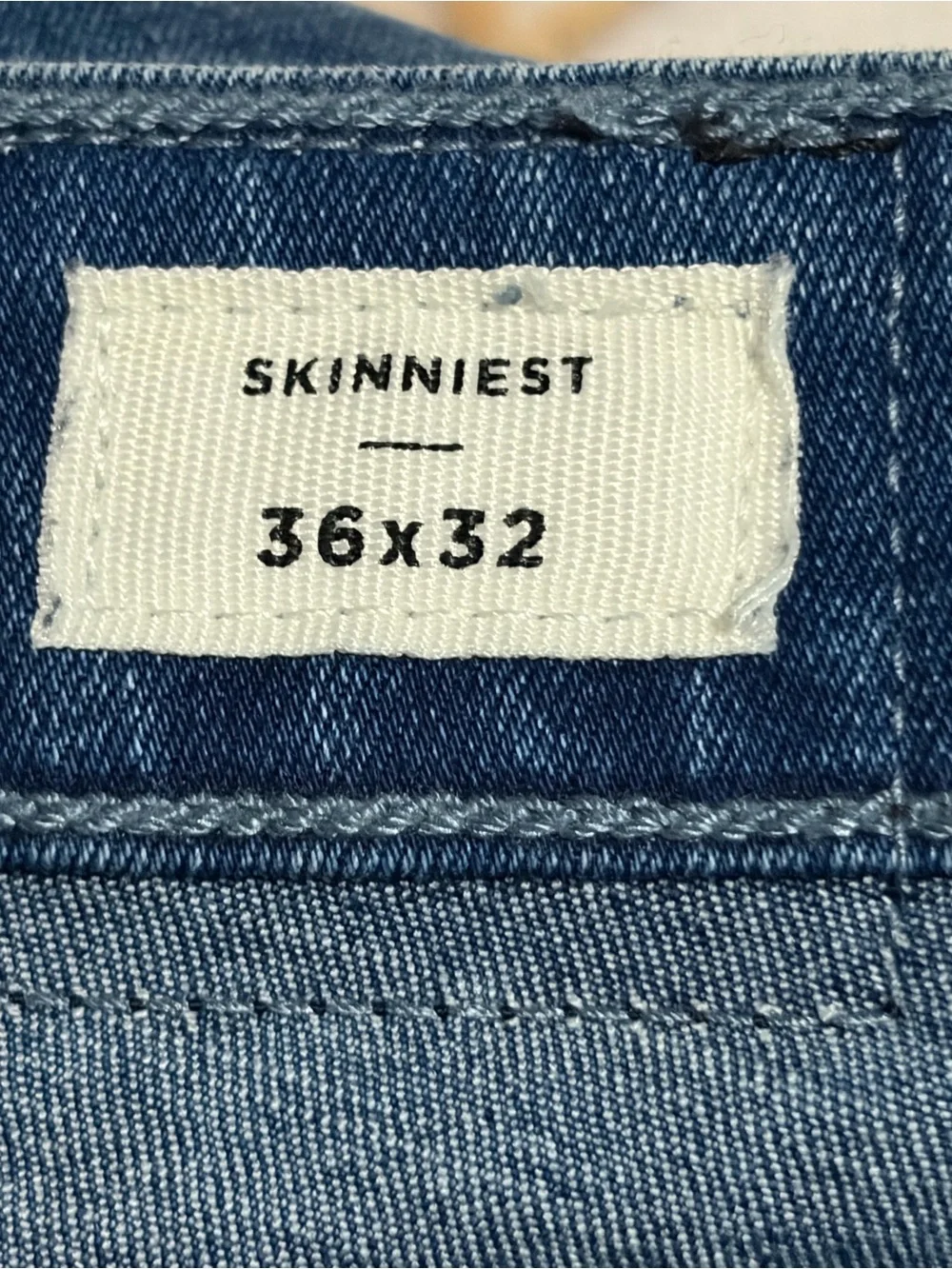 PacSun Women's Distressed Skinny Jeans in Dark Blue Wash